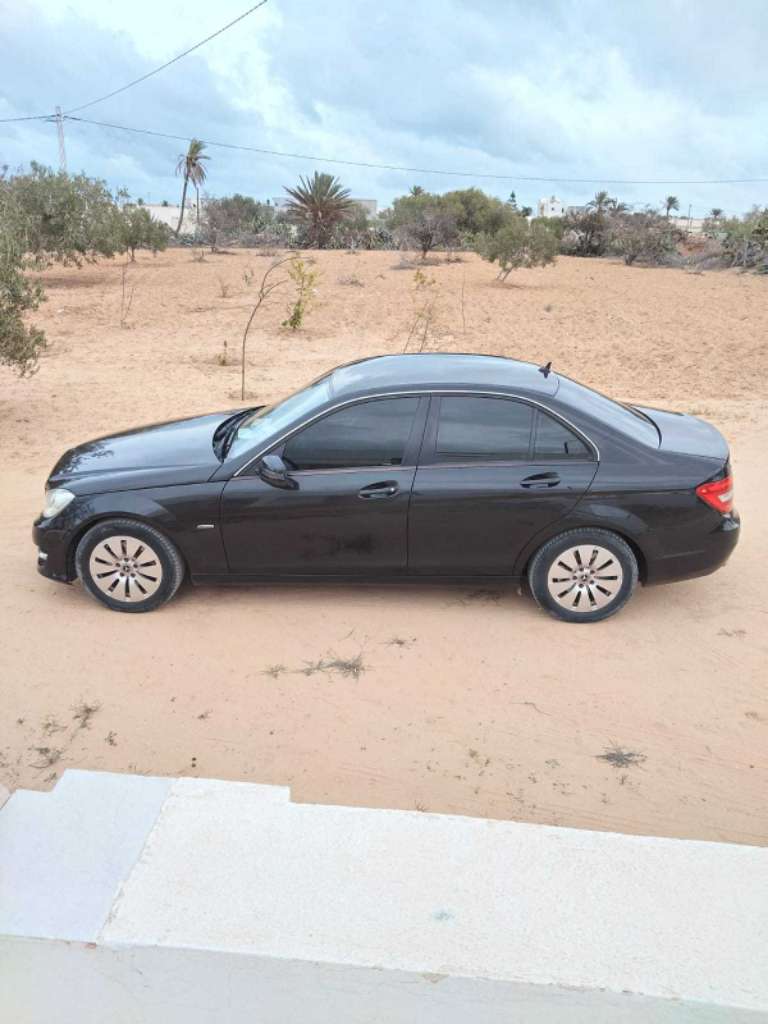 Mercedes c200