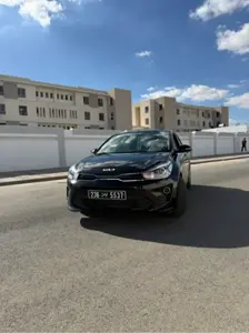 Kia rio 2023 boite auto – Première main
