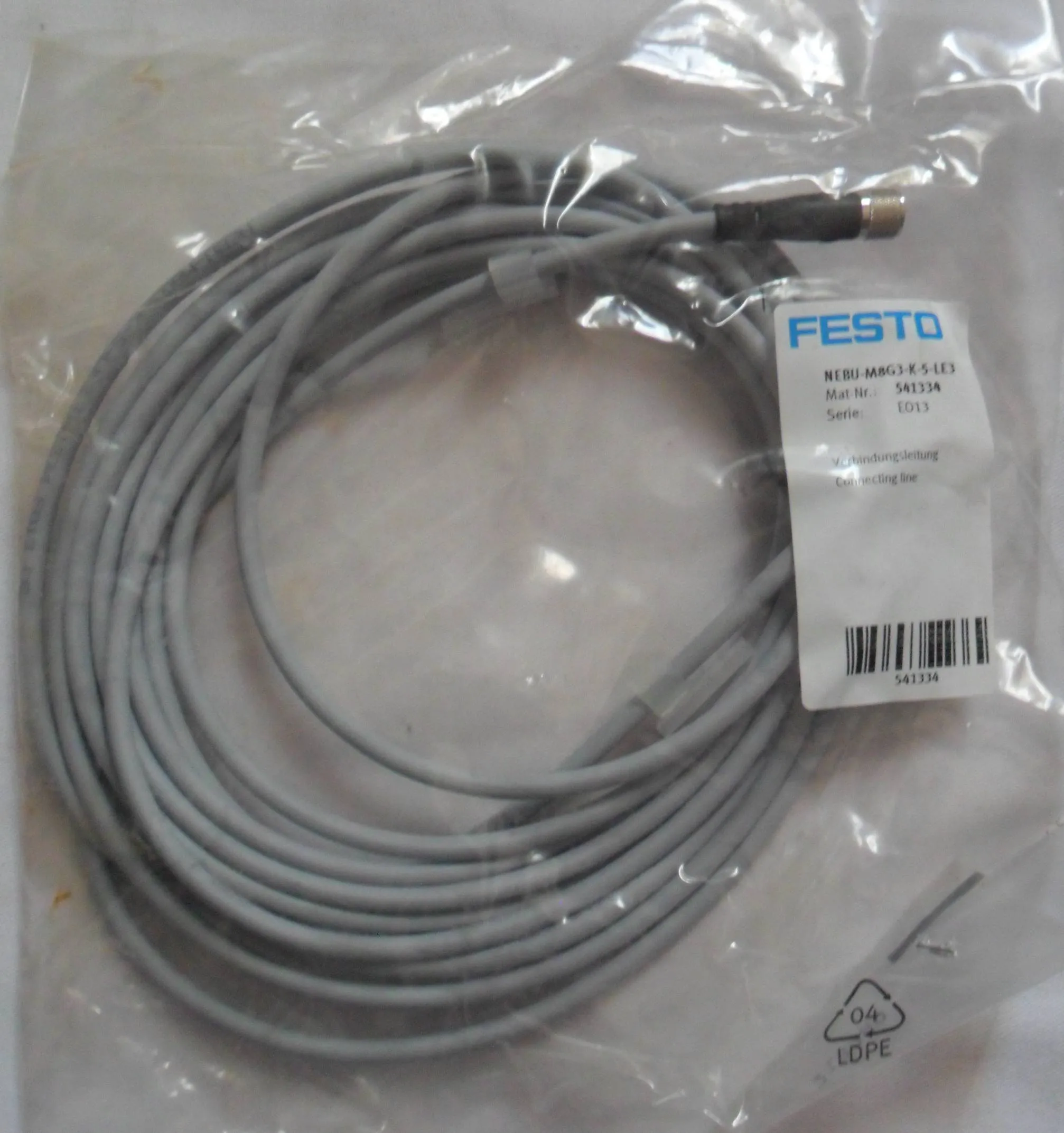 FESTO (vérins, capteur, filtres, connecteurs ...)