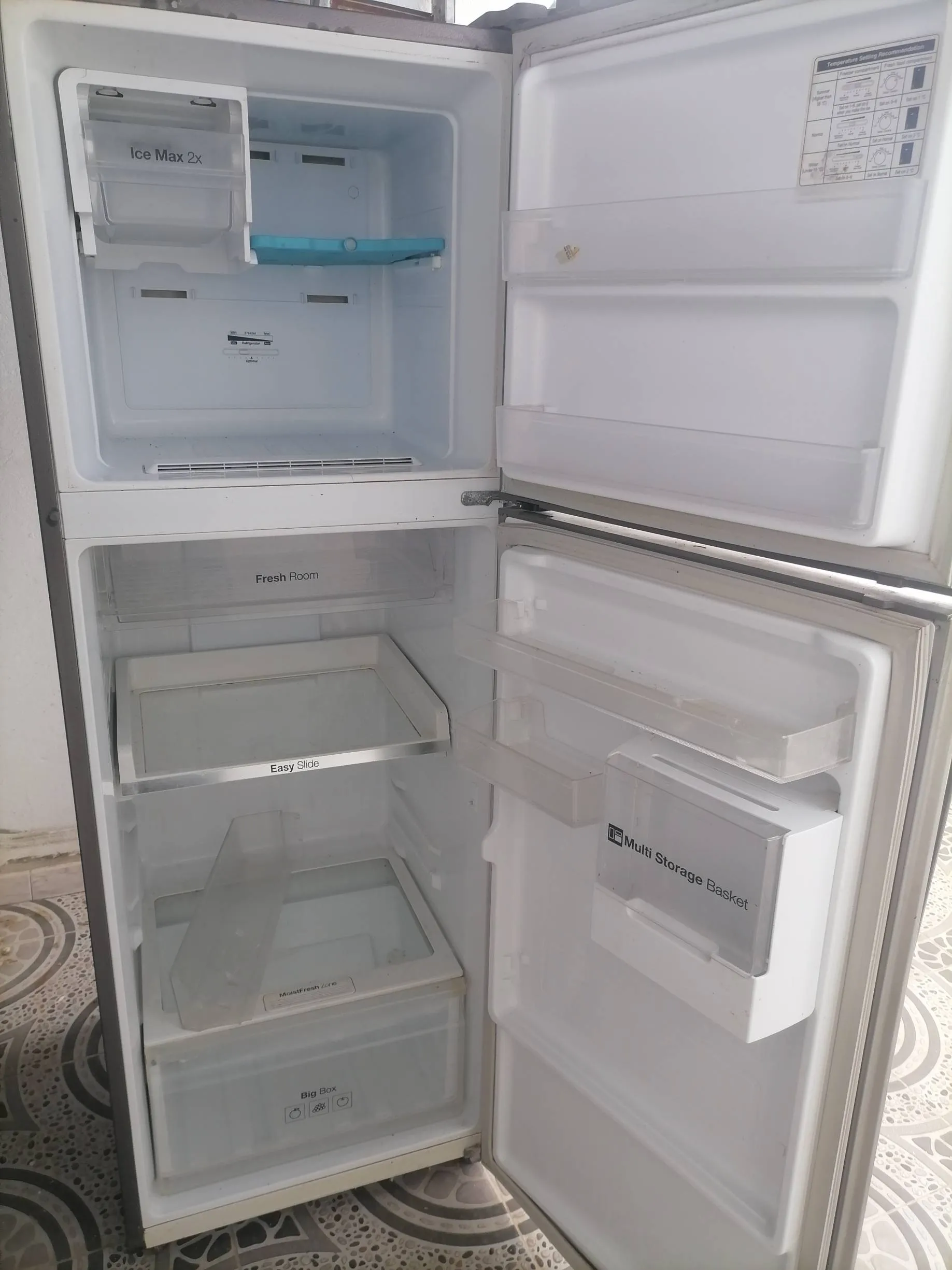 Frigidaire Samsung +climatiseur FALCON 9000BTU