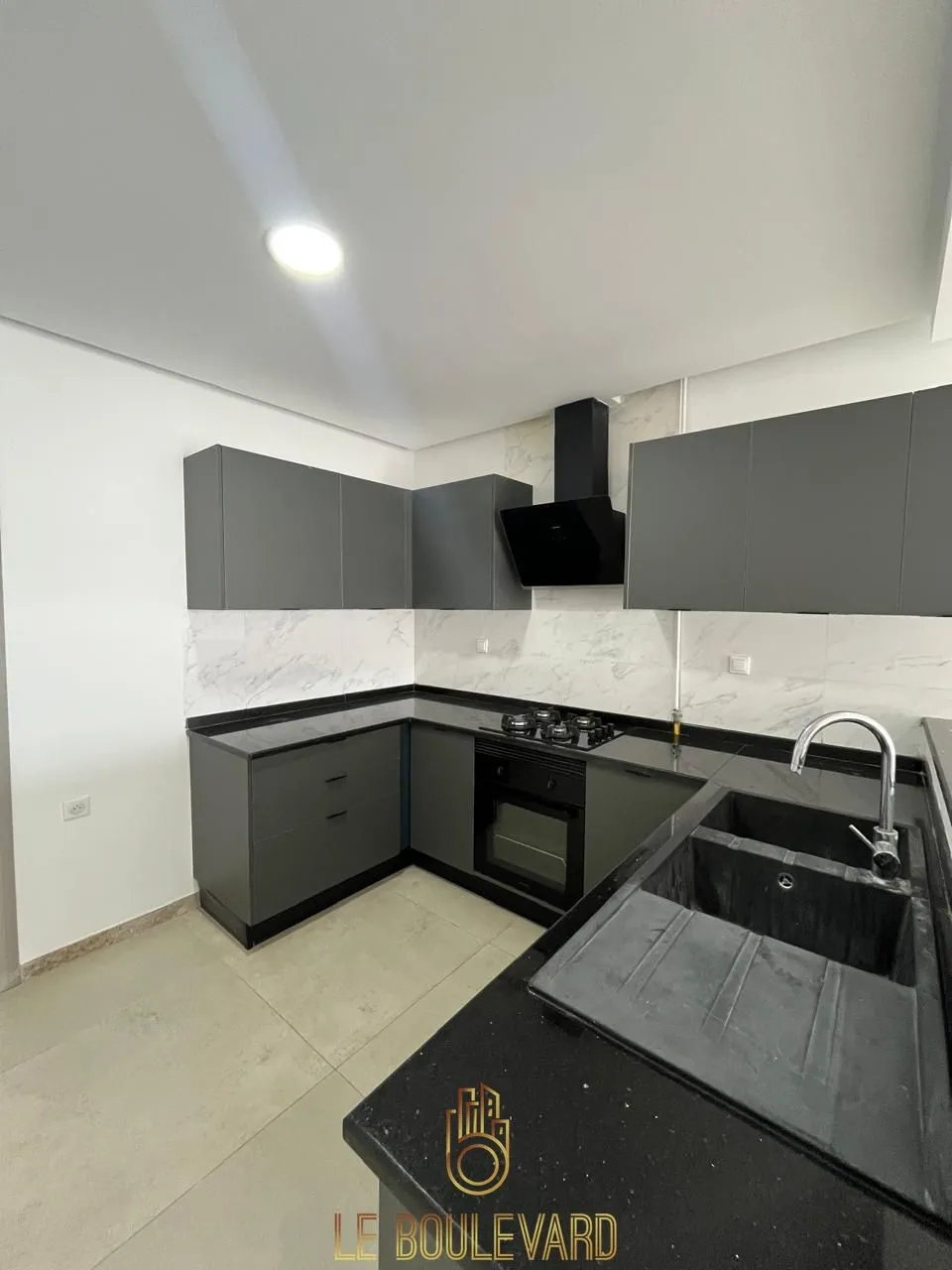 A louer Appartement S+2 vue sur mer à AFH Mrezga , Cité El Wafa