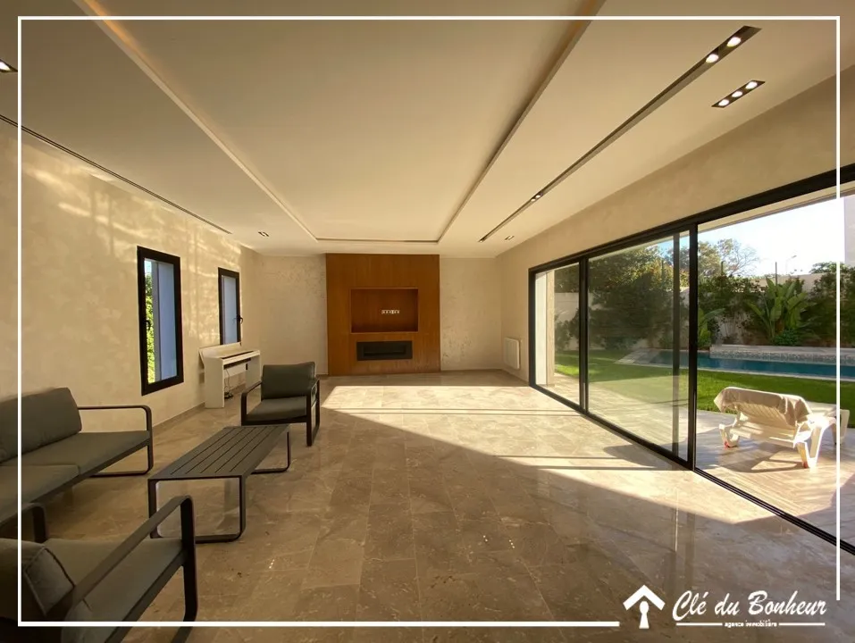 Superbe Villa à Chotrana 3