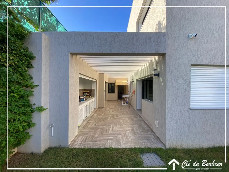 Superbe Villa à Chotrana 3