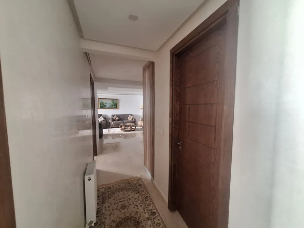 Appartement S+2 haut standing à vendre à Mourouj 6 – Résidence sécurisée avec ascenseur et parking