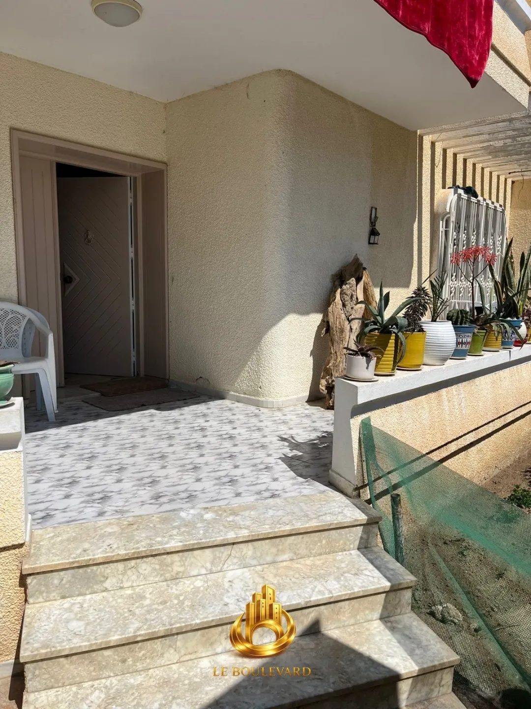 A vendre villa S+4 à Néapolis , Nabeul 