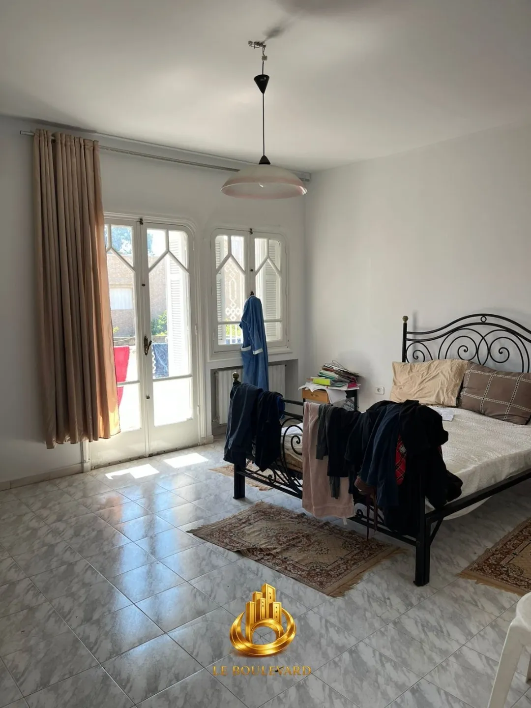 A vendre villa S+4 à Néapolis , Nabeul 