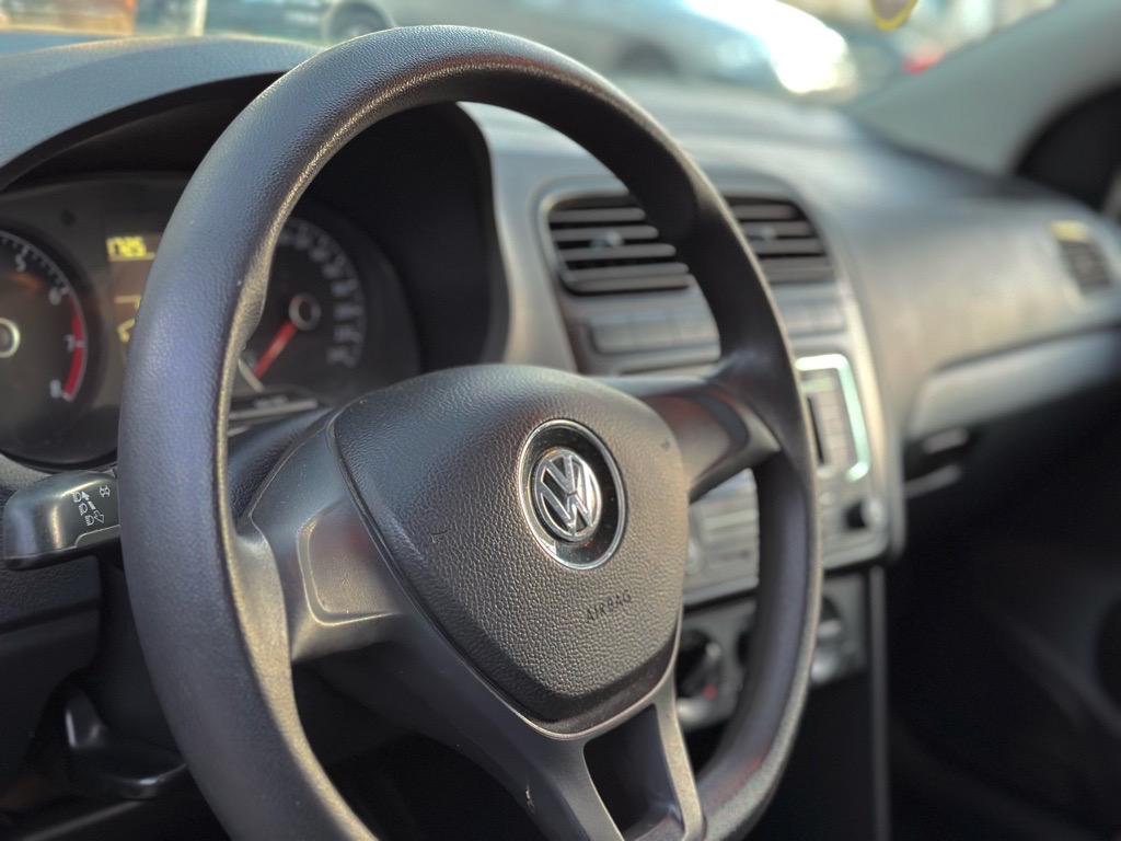 POLO SEDAN 2022 81 Milles km