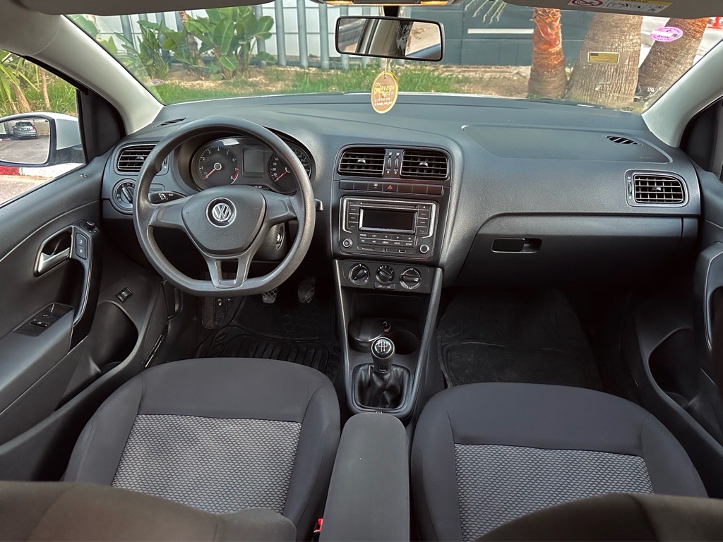 POLO SEDAN 2022 81 Milles km