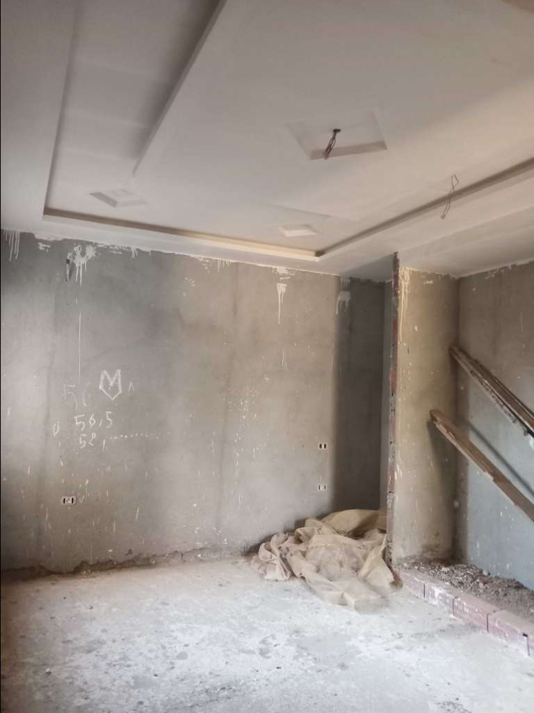 1 villa non achevée 