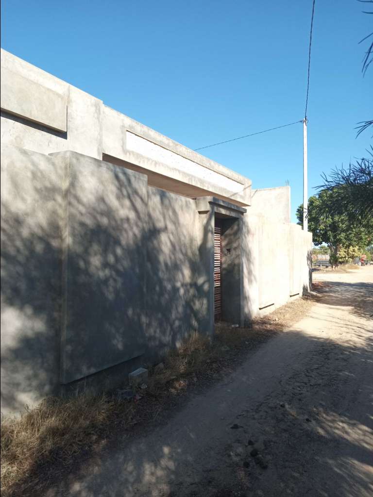 1 villa non achevée 