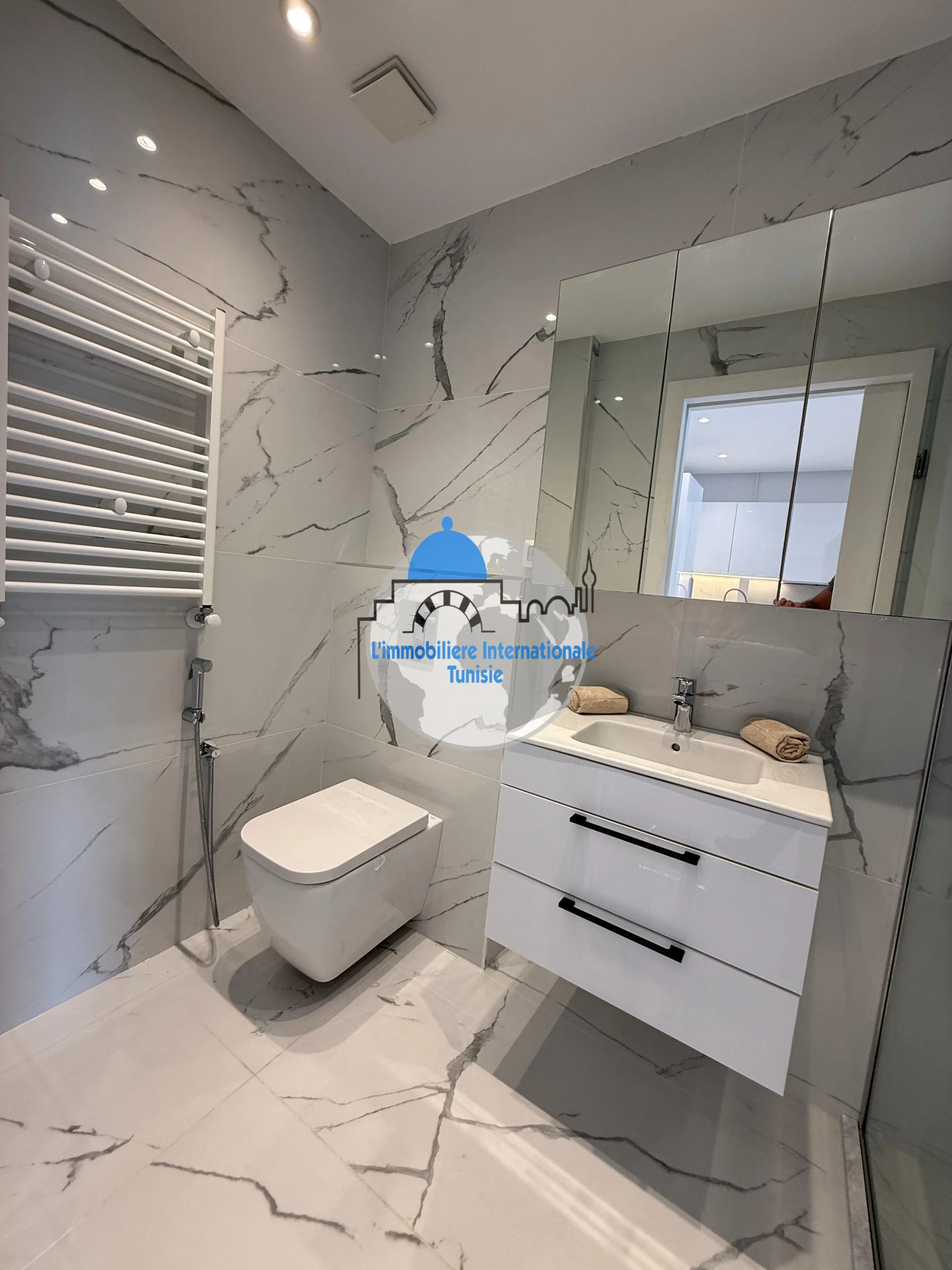  𝐀𝐩𝐩𝐚𝐫𝐭𝐞𝐦𝐞𝐧𝐭 𝐒+𝟐 𝐯𝐮𝐞 𝐦𝐞𝐫 𝗧𝗮𝗻𝘁𝗮𝗻𝗮 – 𝗖𝗵𝗮𝘁𝘁 𝗠𝗮𝗿𝗶𝗮𝗺 
