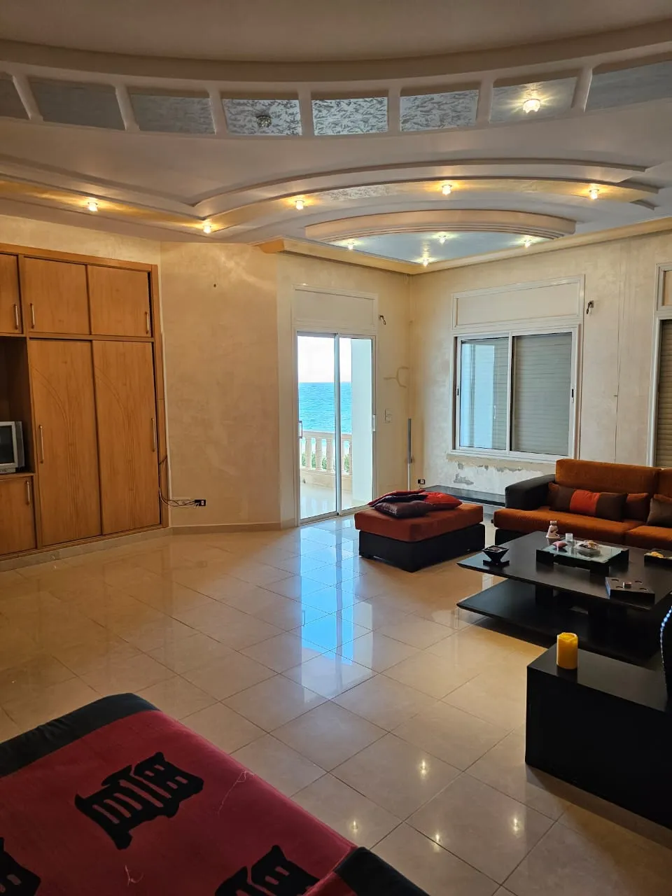 Opportunité villa de maitre frond mer à sousse