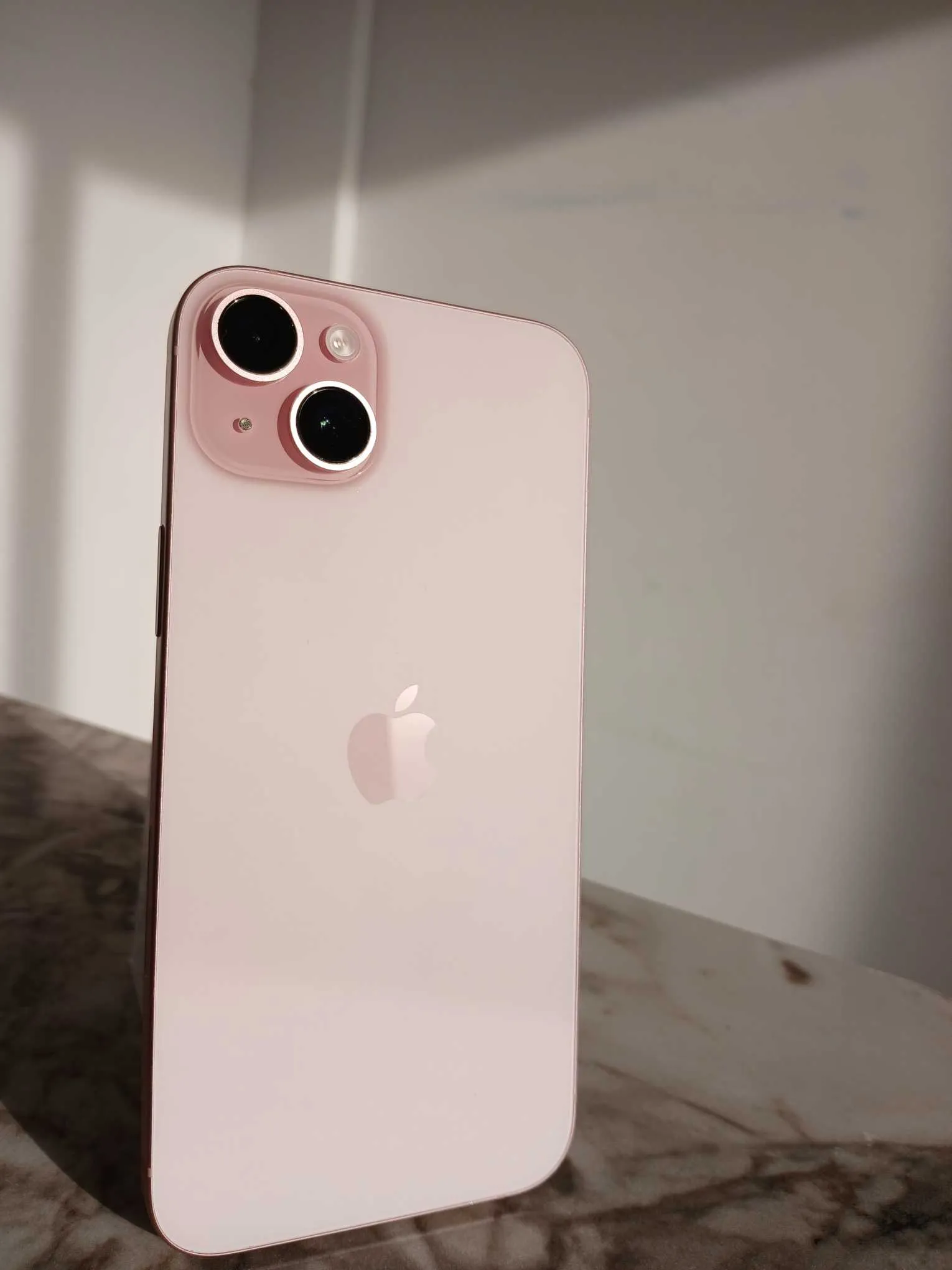 📱 iPhone 15 Plus 128 Go – Bon Occasion