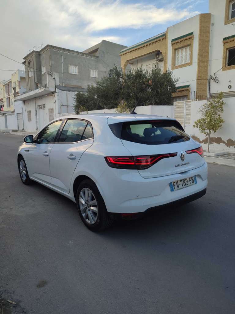 MEGANE 4 RESTYLÉE 
