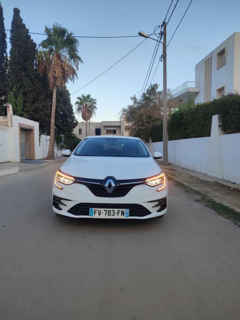 MEGANE 4 RESTYLÉE 