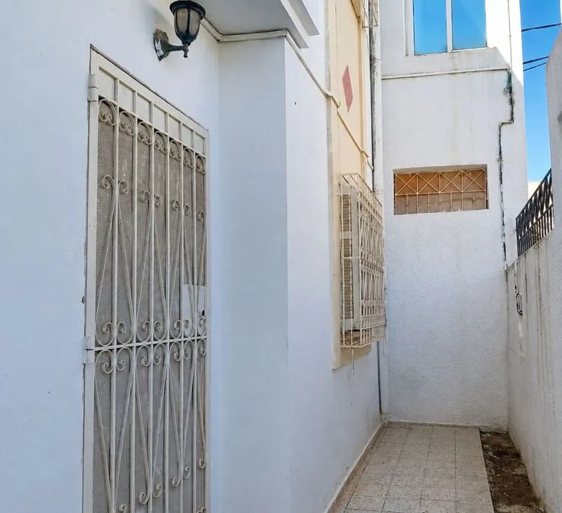 Duplex S+4 de 148 m² à Mhamdia