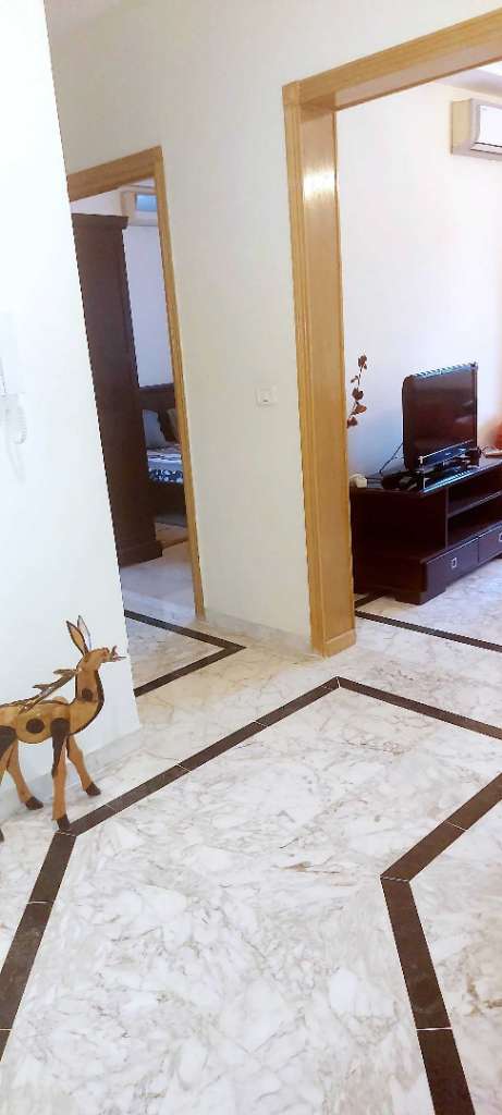 Apt S1 meublé Ennasr2 haut standing