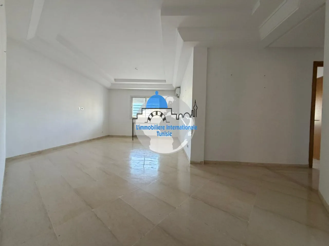 Appartement S+2 au RDC à louer -à Cité Riadh