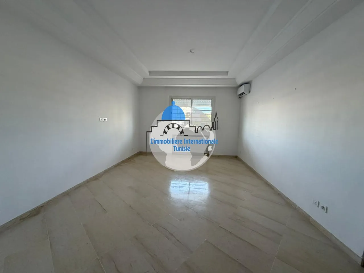 Appartement S+2 au RDC à louer -à Cité Riadh