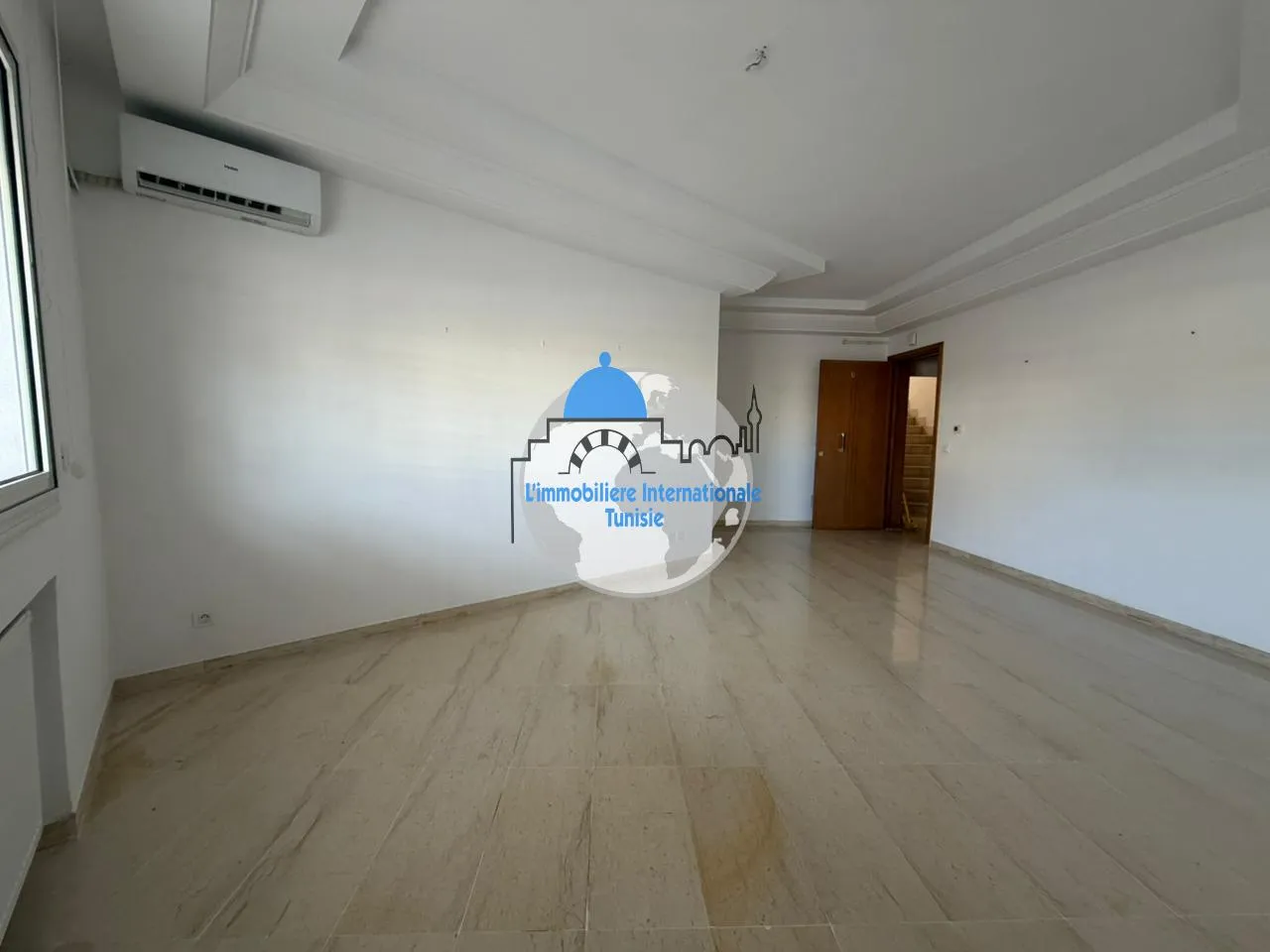 Appartement S+2 au RDC à louer -à Cité Riadh