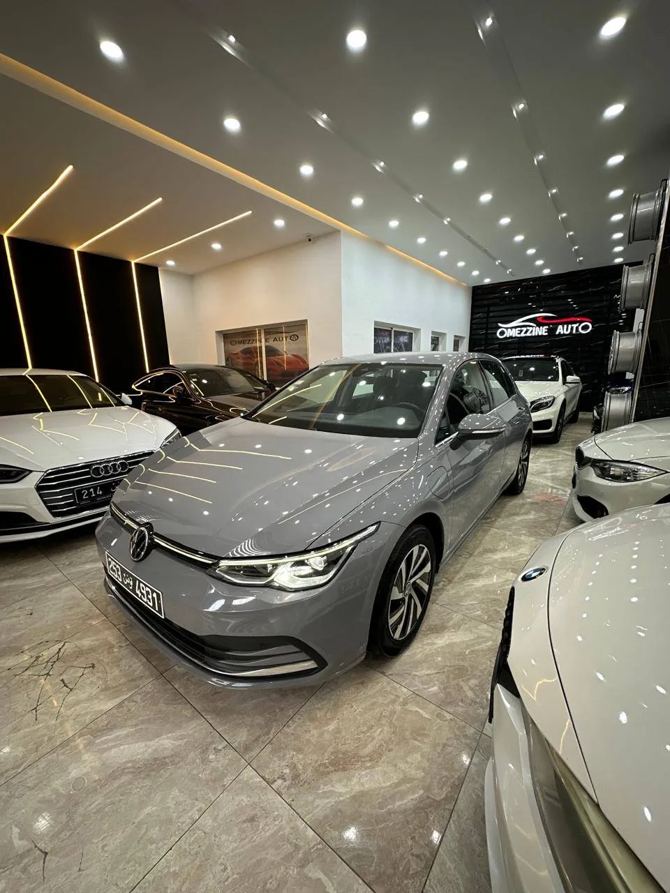 GOLF 8 