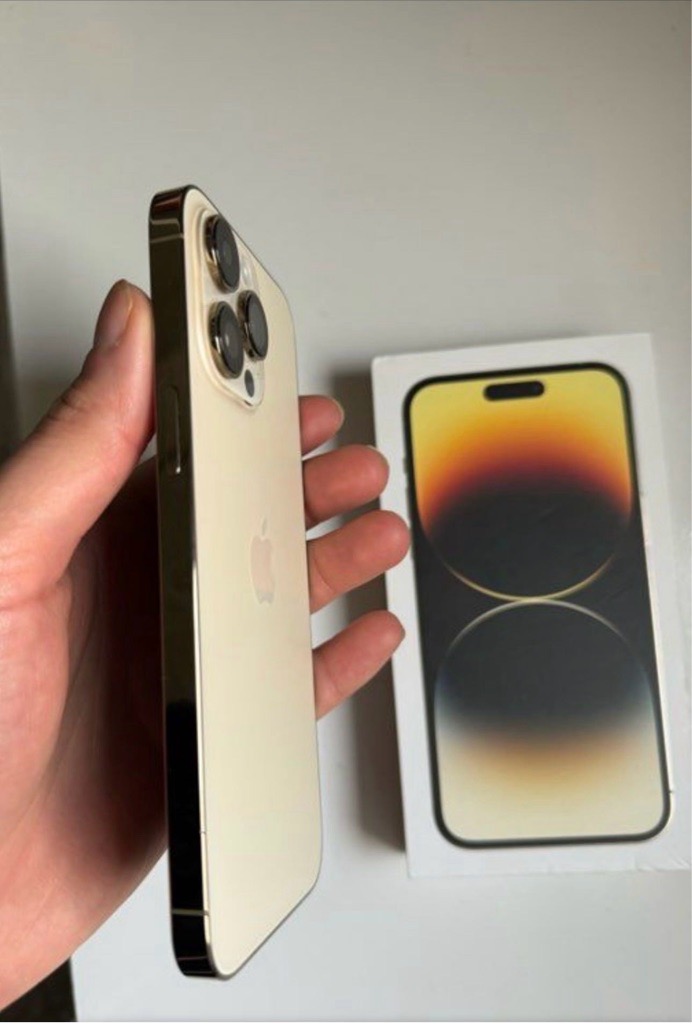 iPhone 14 pro max gold 256 G