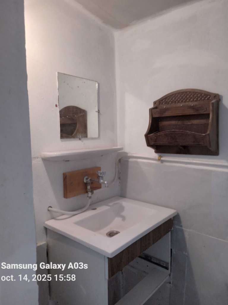 STUDIO S 0 A LAOUINA  Tel 23 125 650 