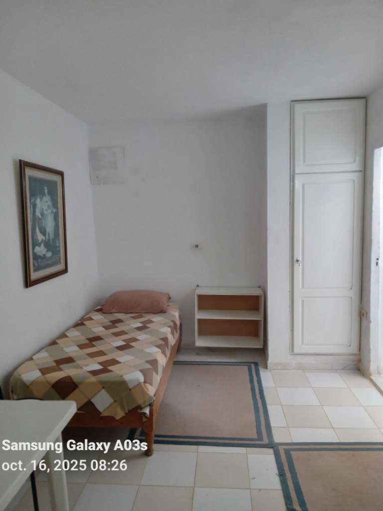 STUDIO S 0 A LAOUINA  Tel 23 125 650 