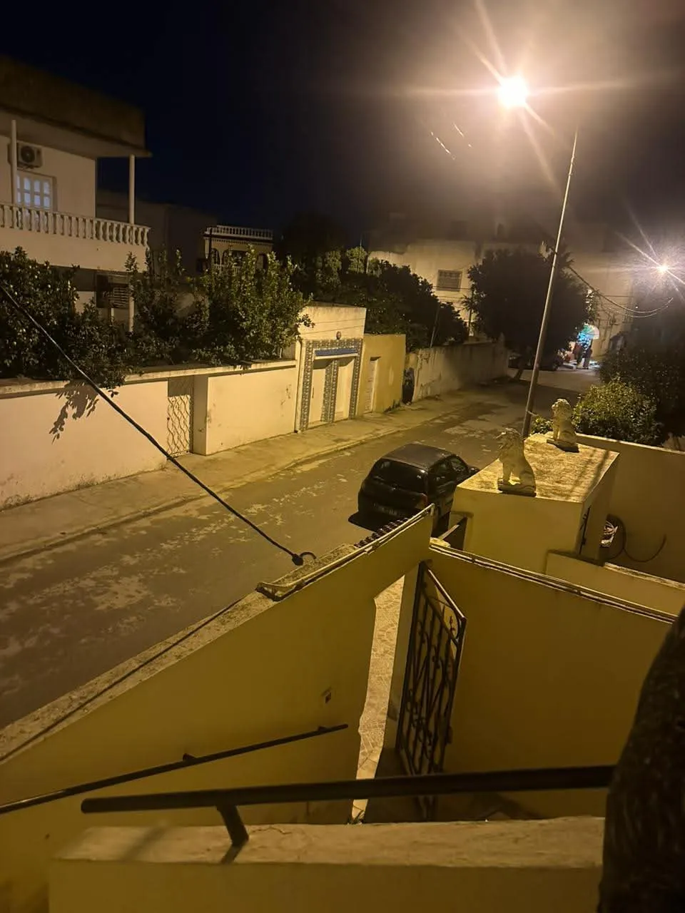 un étage s+2 au 1er étage a louer situé a bardo hedi chaker