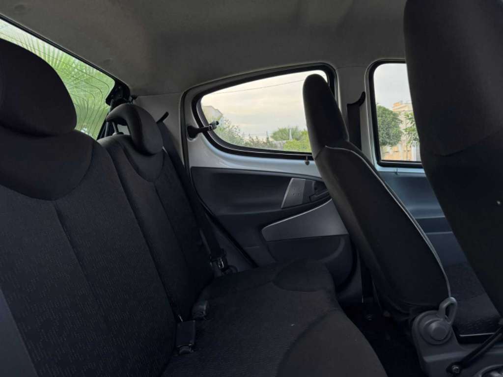 PEUGEOT 107 4 PORTES
