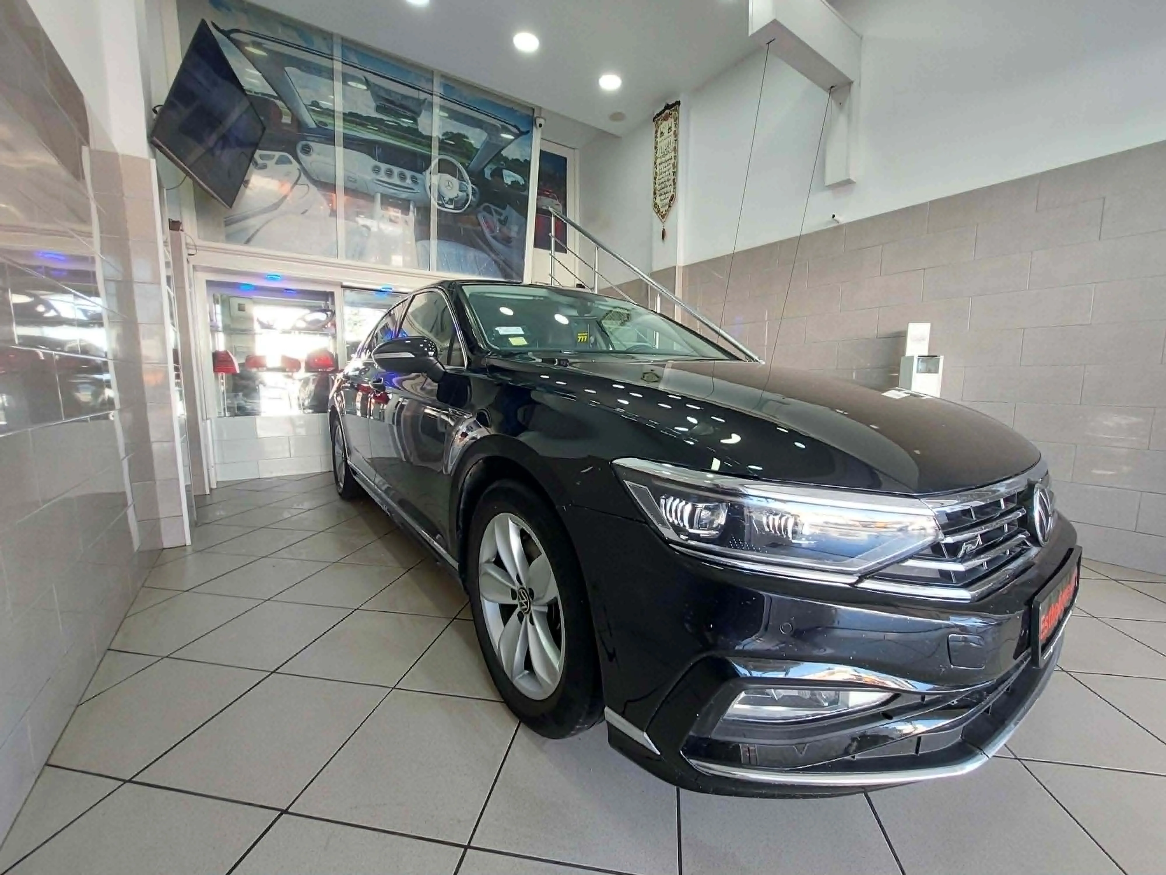 À VENDRE – Volkswagen Passat B 8 - 2021 - Tel 98479647 