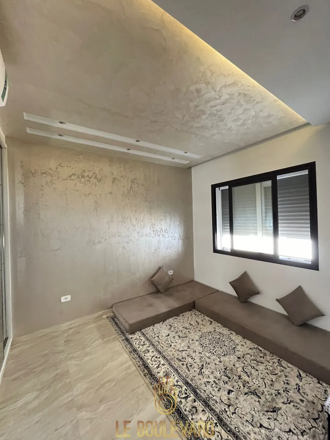Location Estivale : Etage De Villa S+3 Avec Piscine Située à Jinene Benikhiar, Nabeul