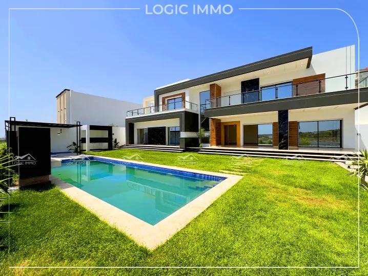 vendre une villa très haut standing située à monchar Hammamet 