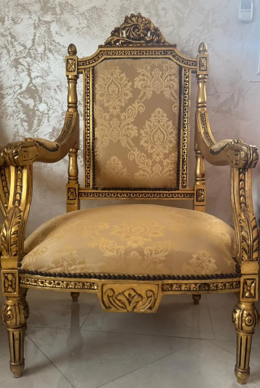 Salon Louis 16 trés bon état