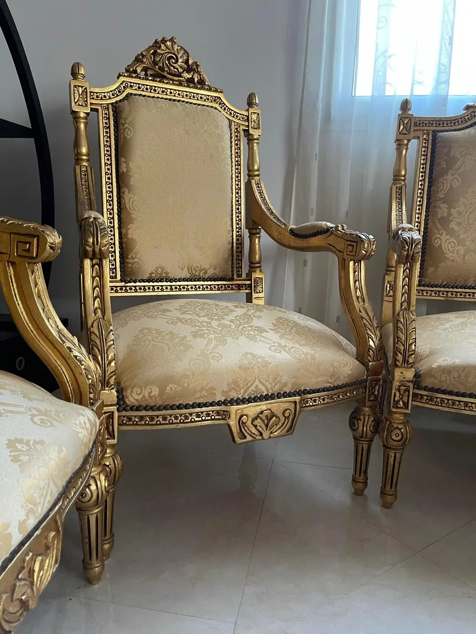 Salon Louis 16 trés bon état