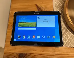 SAMSUNG Galaxy Tab 4