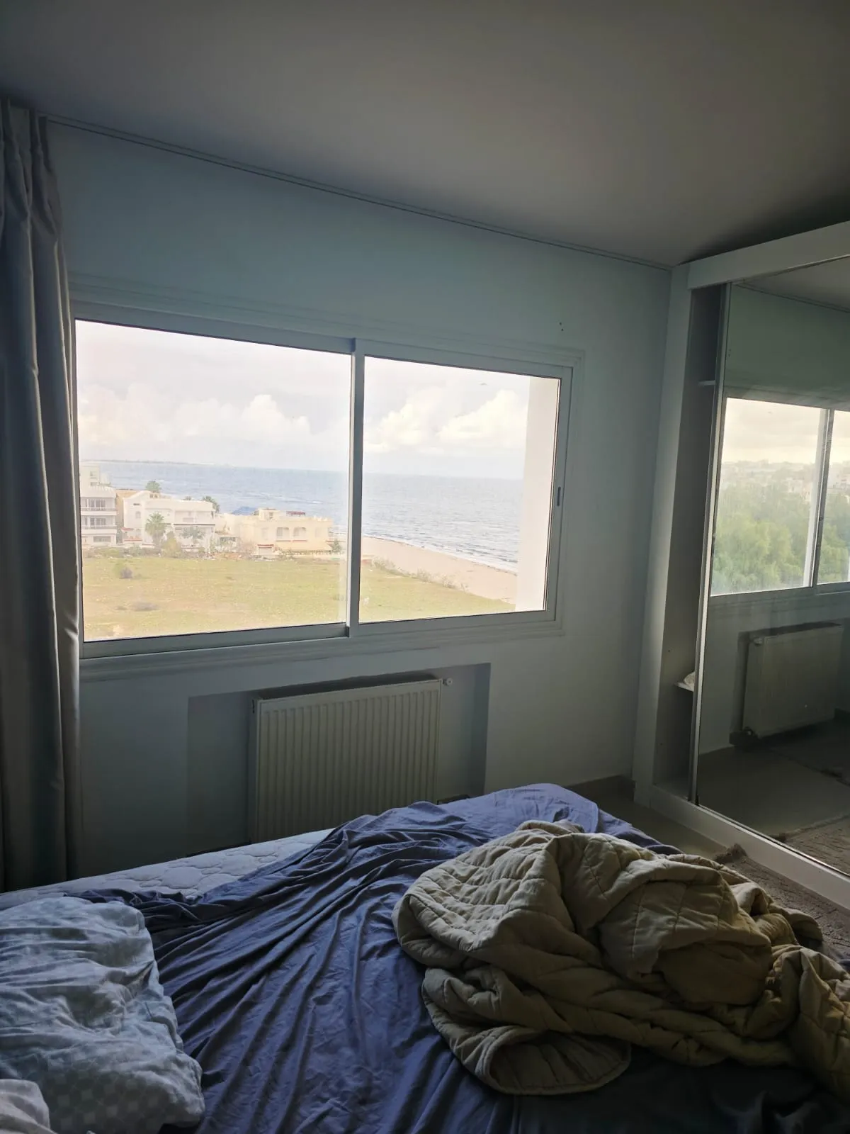 Penthouse s2 Pieds dans l’Eau à chatt mariem 