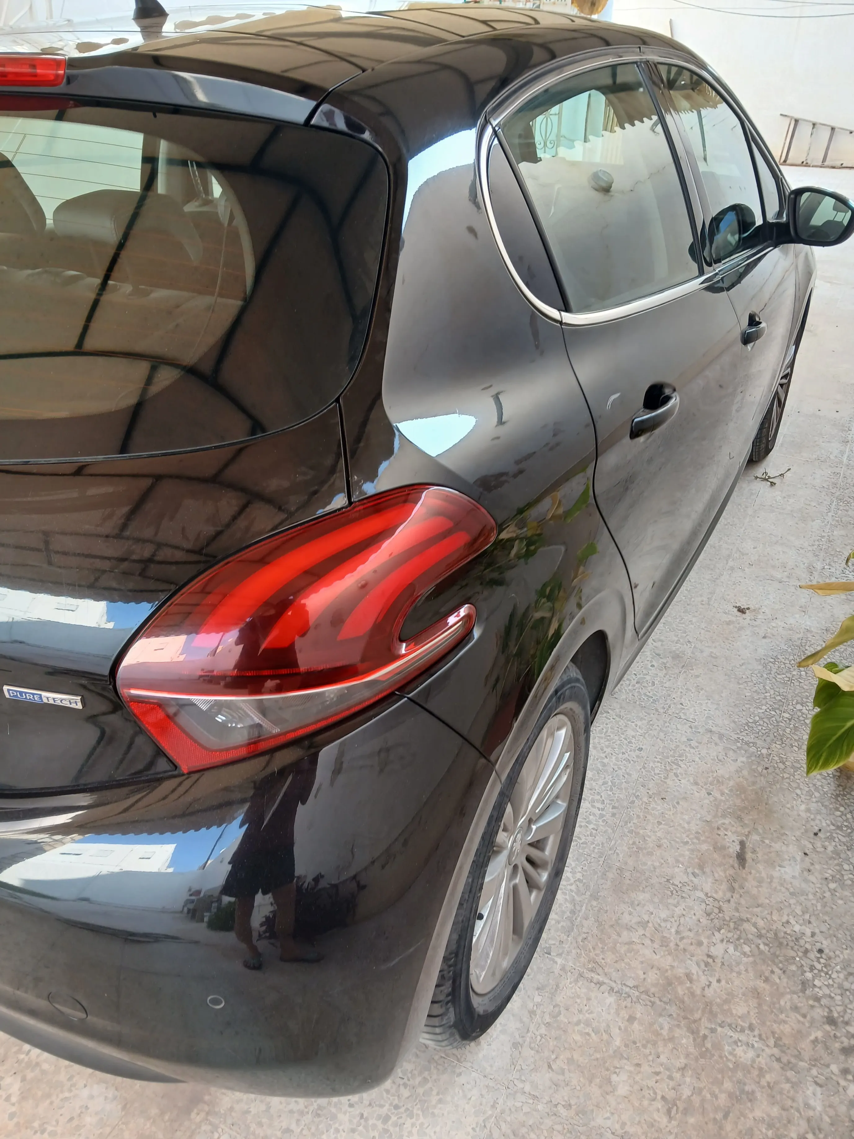 Très belle Peugeot 208