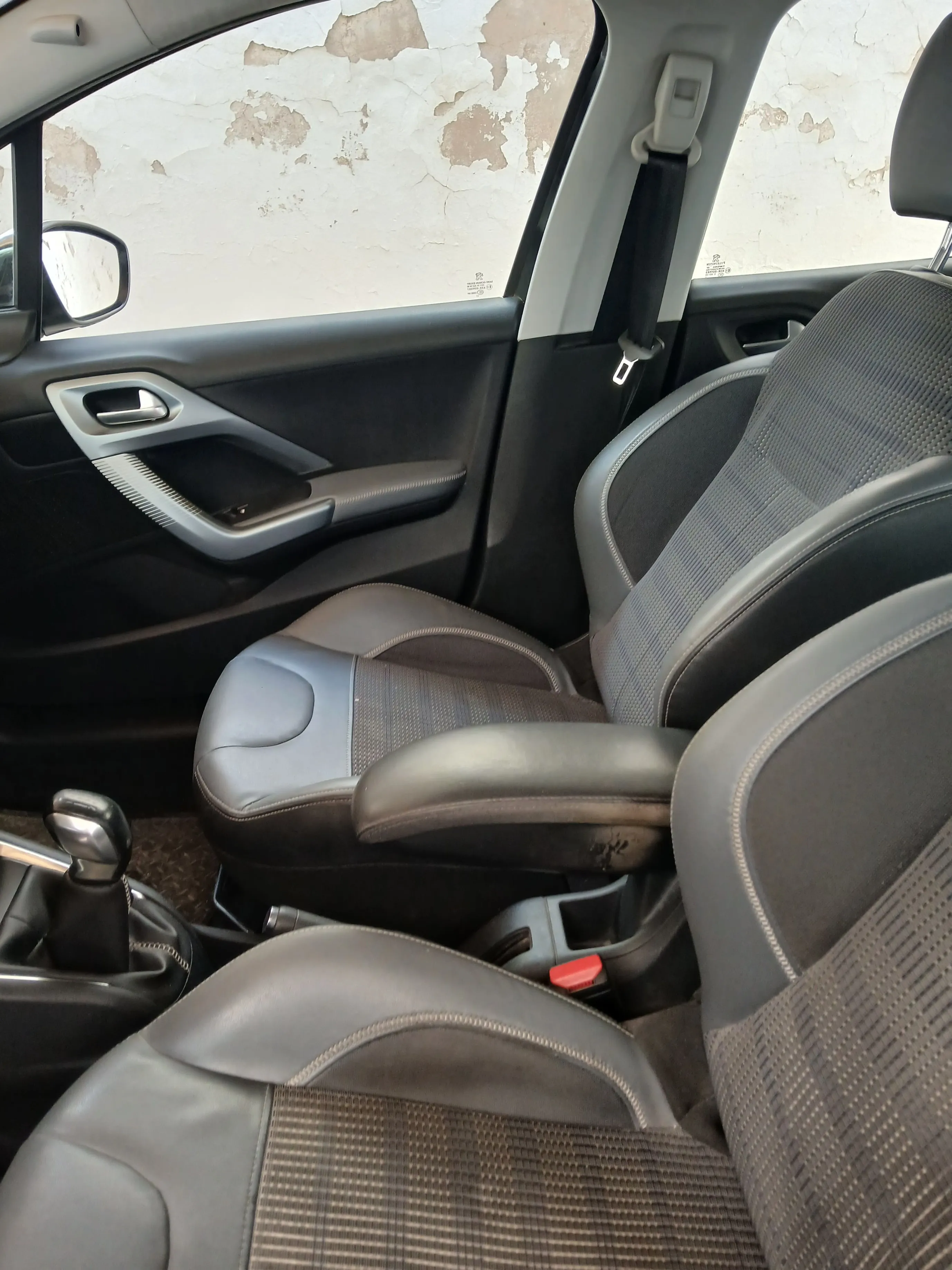 Très belle Peugeot 208