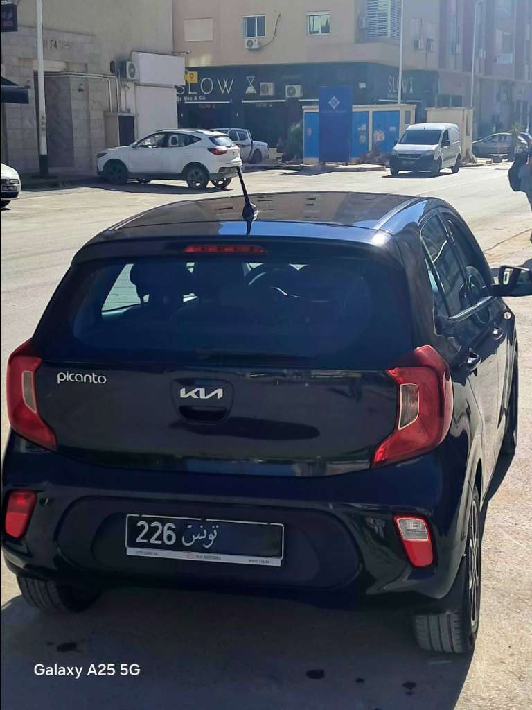  kia picanto.05 chevaux.État neuf.  1