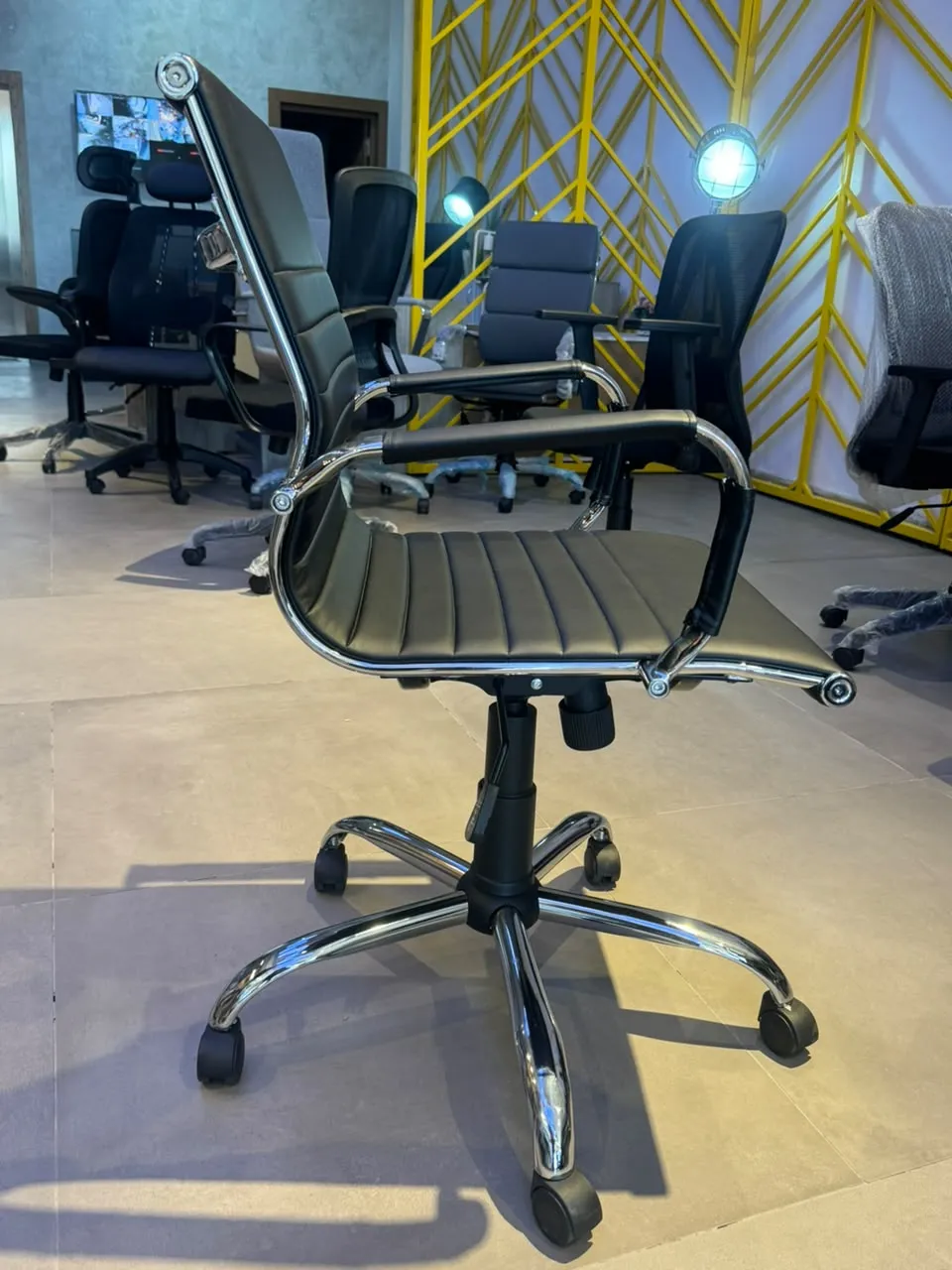 CHAISE DE BUREAU MONACO BD BASE CHROMER