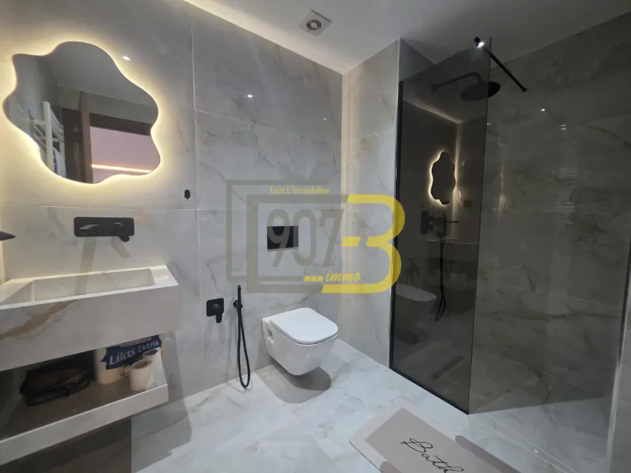 A louer S+1 richement meublé, jamais habité à soukra