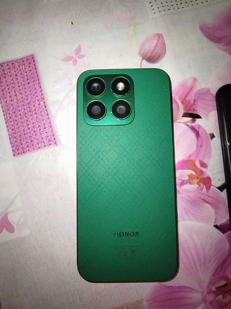 Deux téléphones à vendre à 1,500dt (négociable)