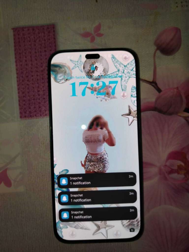 Deux téléphones à vendre à 1,500dt (négociable)