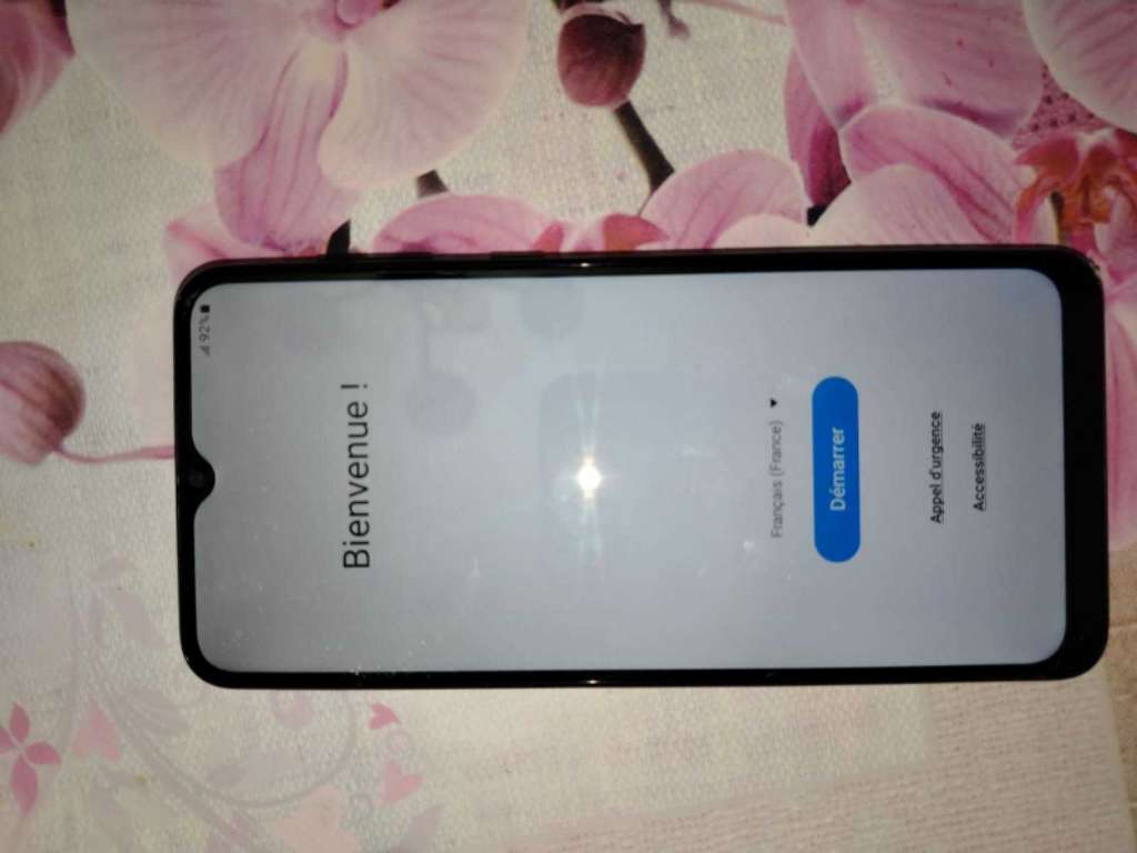 Deux téléphones à vendre à 1,500dt (négociable)