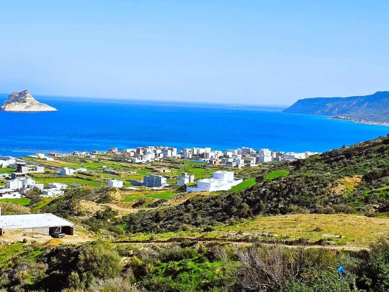 🌄 terrain 1900 m2 a Rafraf plage 🏡