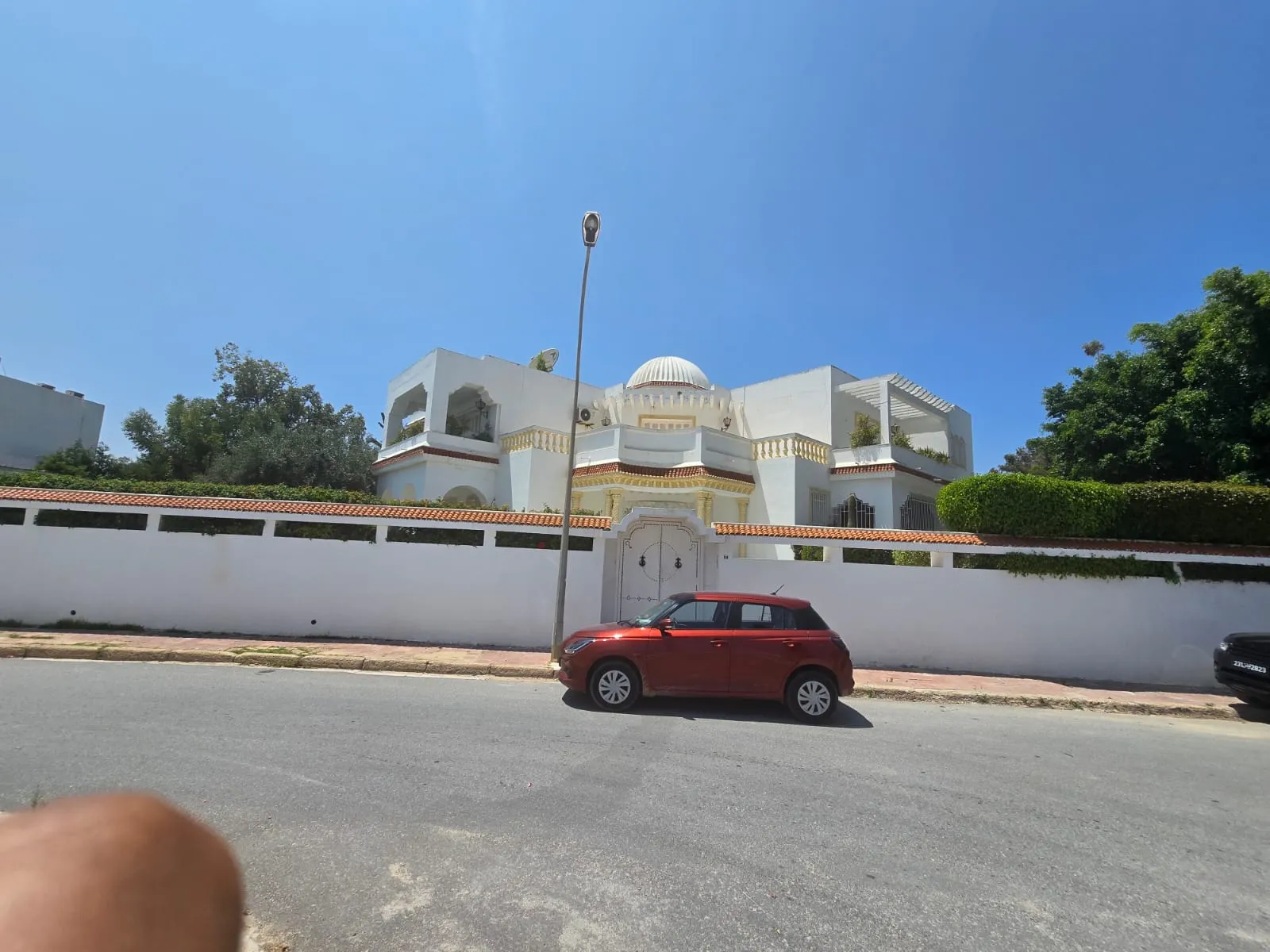 Une luxueuse villa à vendre dans un emplacement stratégique à kantaoui