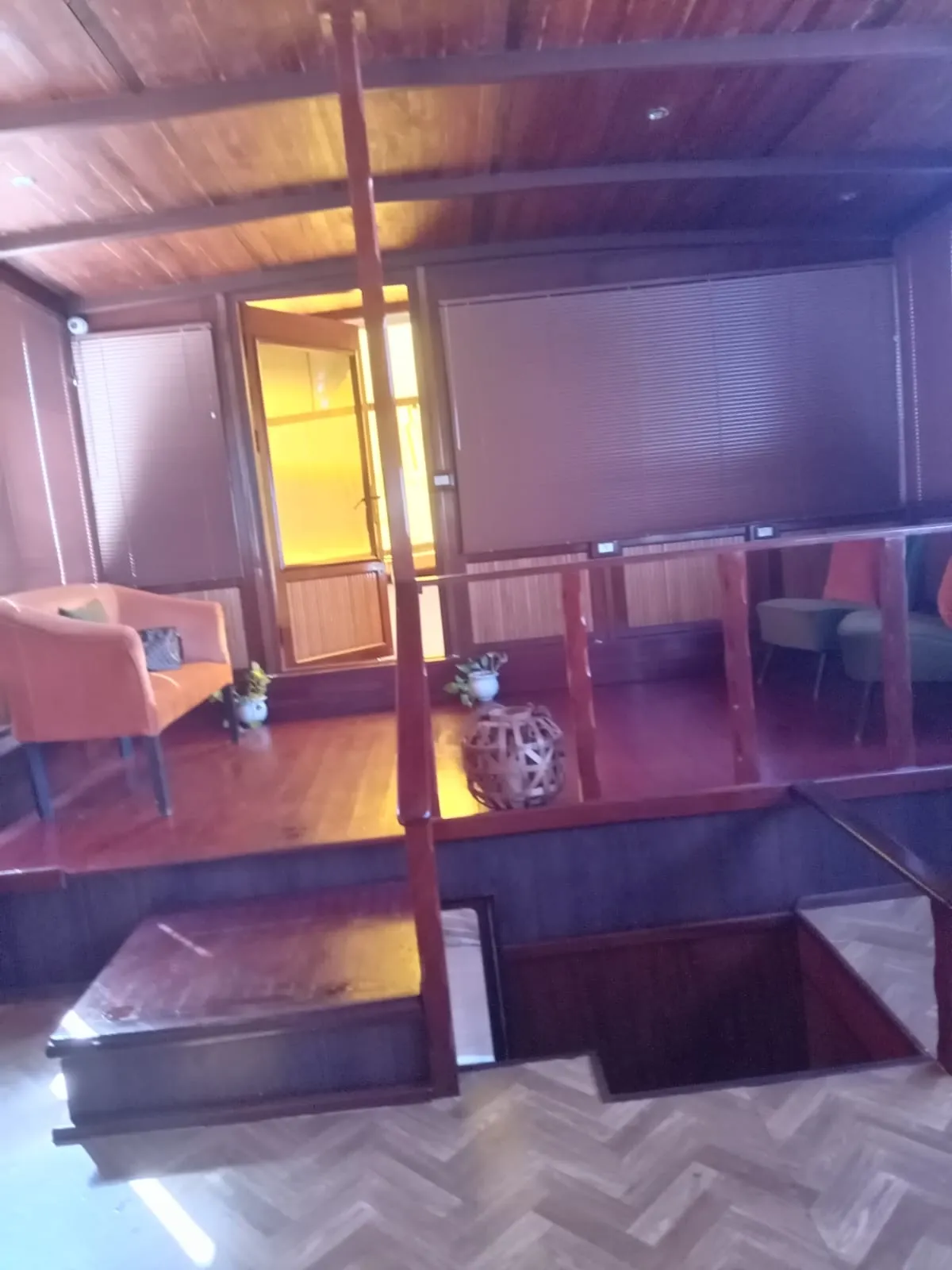 maison sur mer / bateau de plaisance
