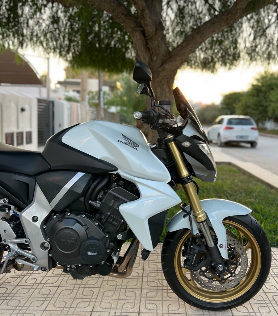 Cb1000r