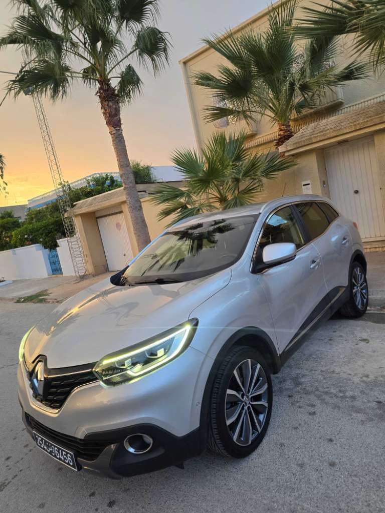 Av Kadjar intense 2020 diesel dci boîte 6 faible klm60000 certifé ttoption importée tél 23.964.164 